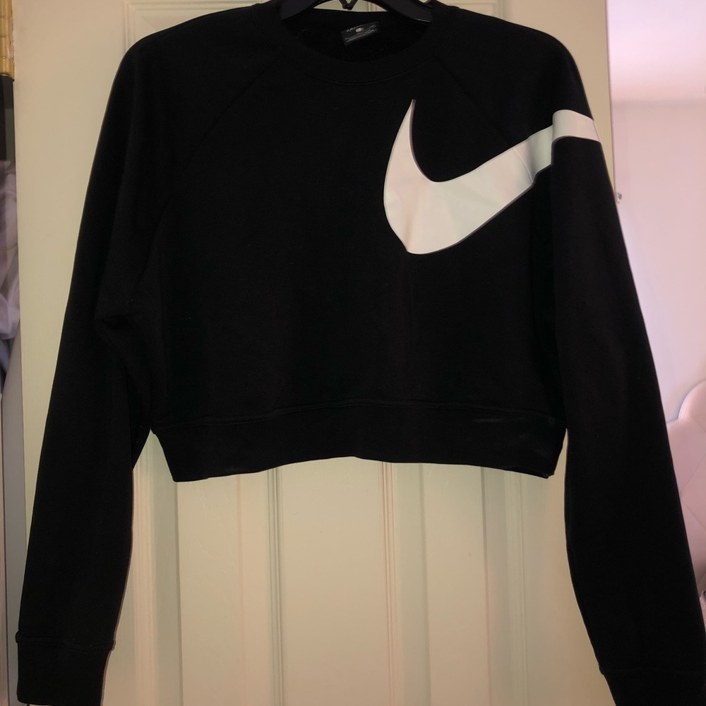 Nike cropped crew neck